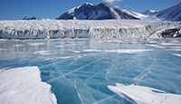 Lake Fryxell. Photo by Joe Mastroianni, courtesy of the NSF/USAP Photo Library. Creative Commons CC BY-NC-ND 4.0