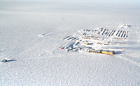 South Pole Station. Photo by Robert Schwarz. Image courtesy of NSF/USAP Photo Library. Creative Commons CC BY-NC-ND 4.0