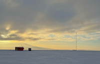 Elijah tall tower automatic weather station and hut near McMurdo. Photo by John Cassano.
