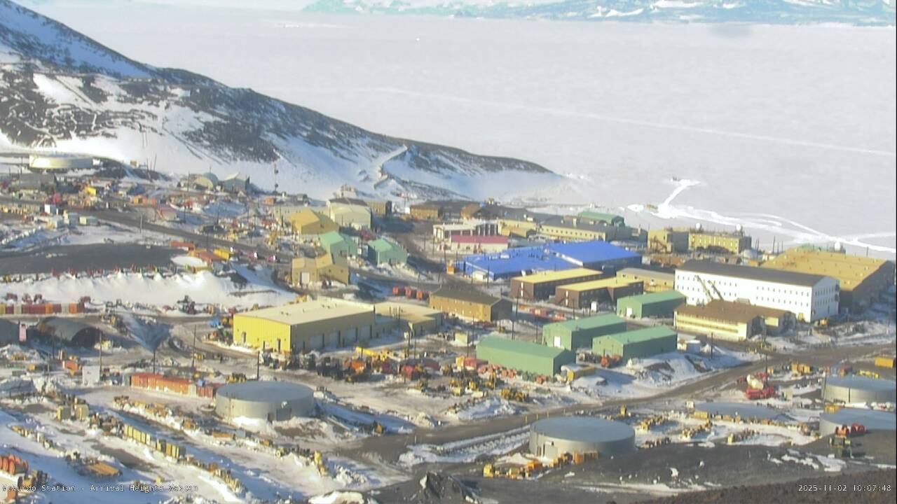 McMurdo Station - Arrival Heights Webcam