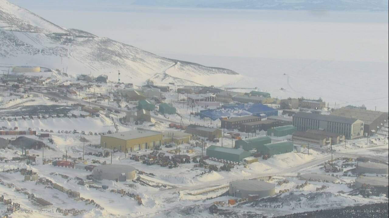 McMurdo Station webcam — refreshes every 30 seconds