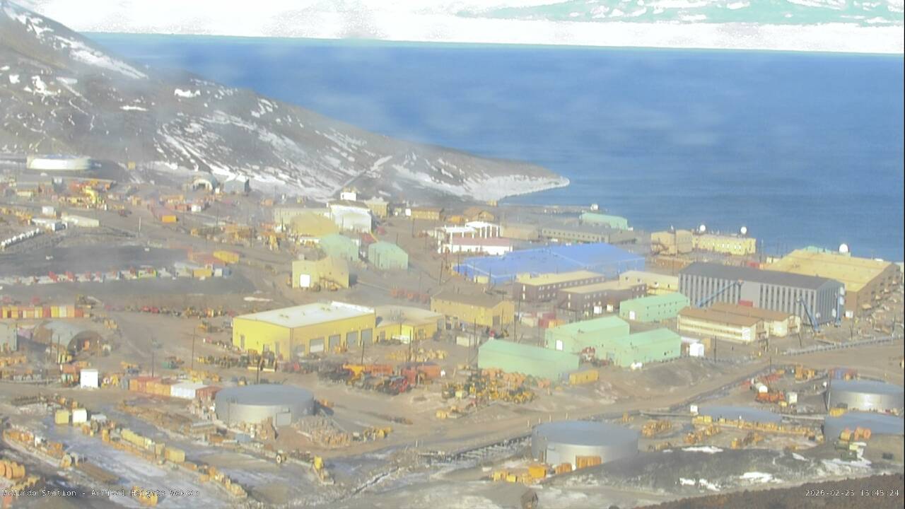 McMurdo Station - Arrival Heights Webcam