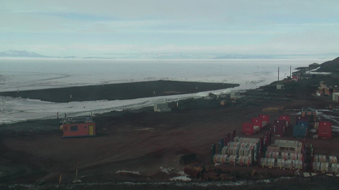 McMurdo Station - McMurdo Pier Webcam