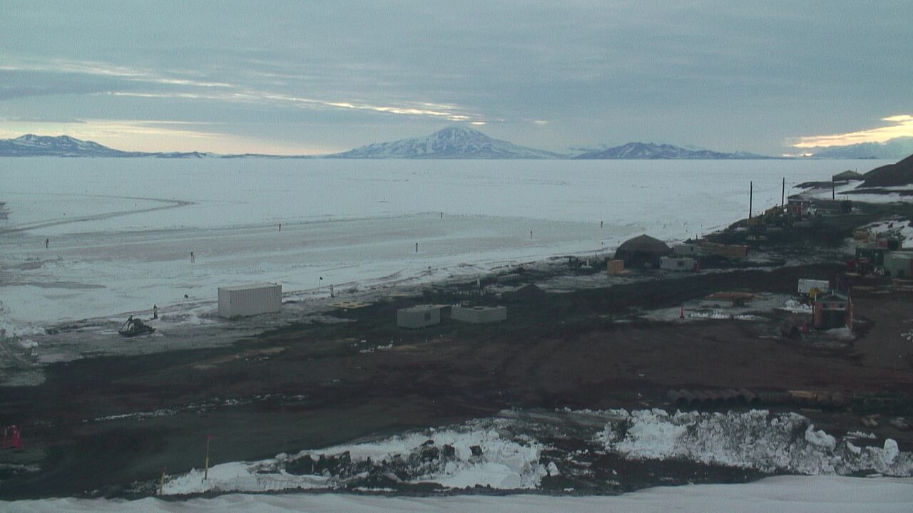 McMurdo Station - McMurdo Pier Webcam