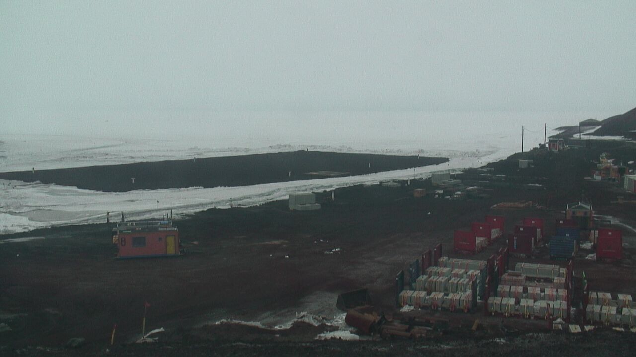 McMurdo Station - McMurdo Pier Webcam