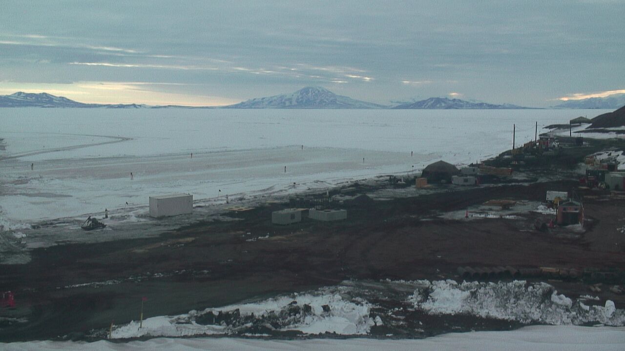 McMurdo Station - McMurdo Pier Webcam