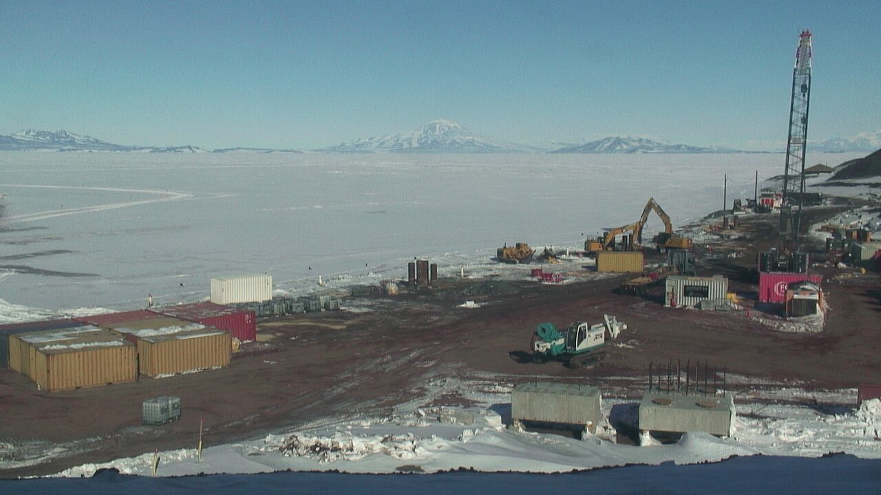 McMurdo Station - McMurdo Pier Webcam