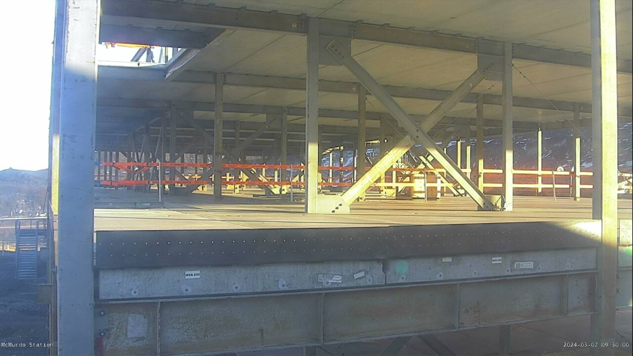 McMurdo Station - Lodging Construction Webcam