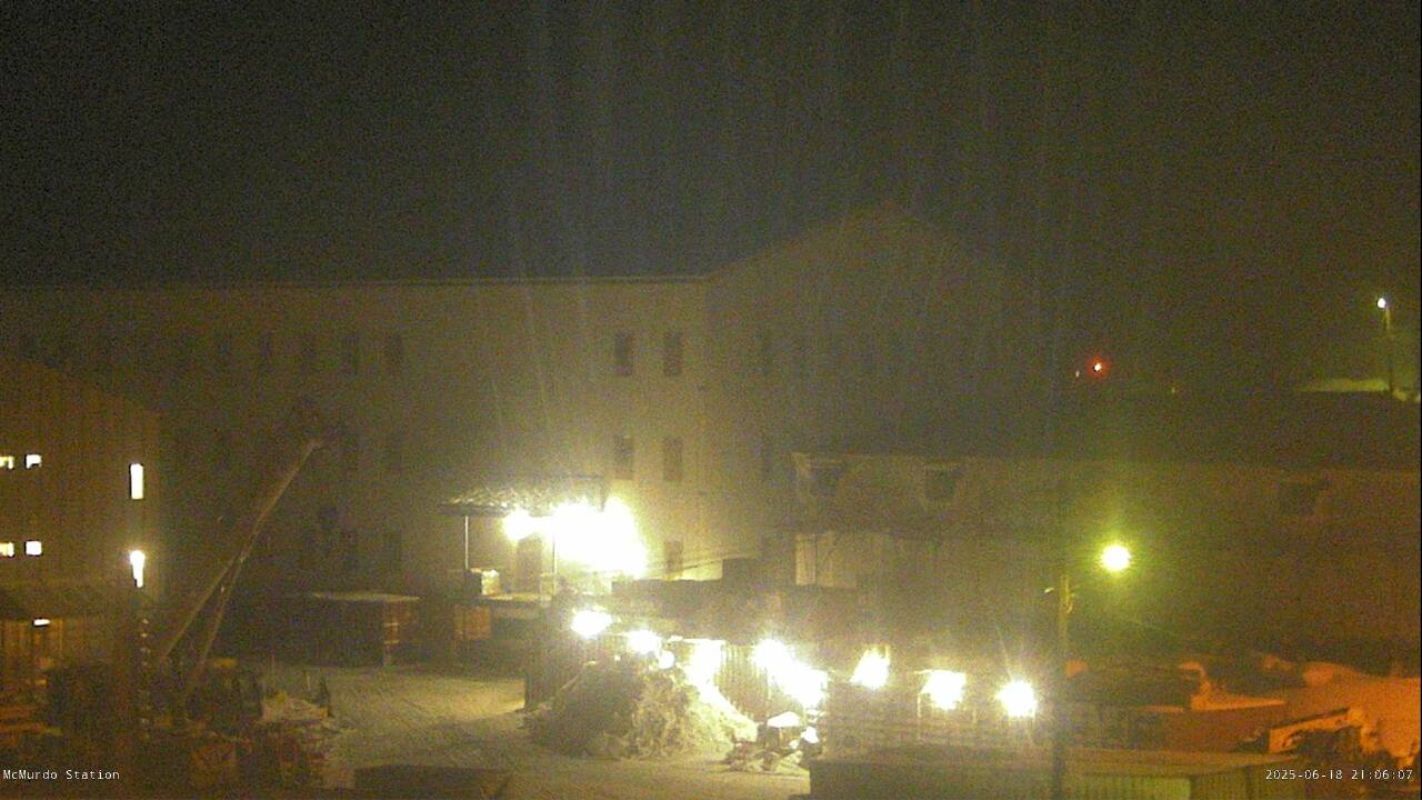 McMurdo Station - Lodging Construction Webcam