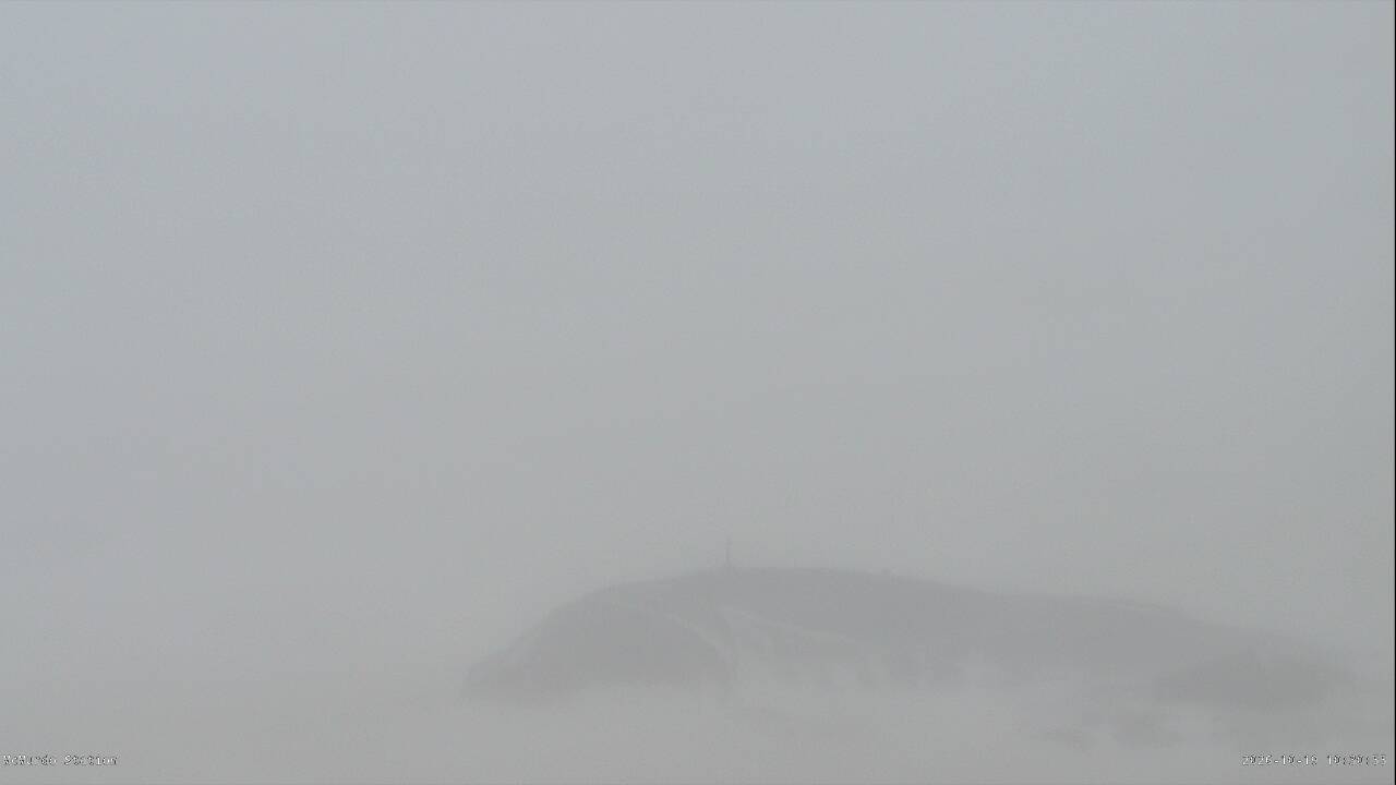 McMurdo Station - Royal Society Range Webcam