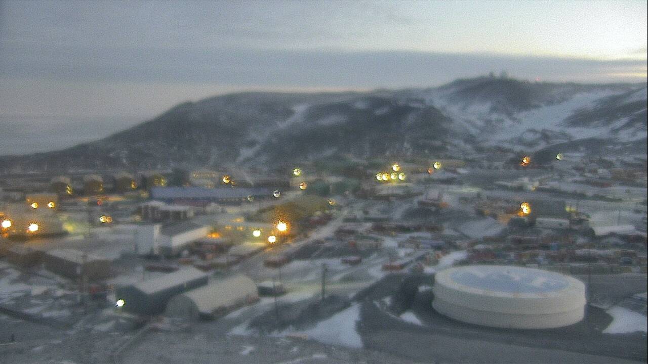 McMurdo Station - Observation Hill Webcam