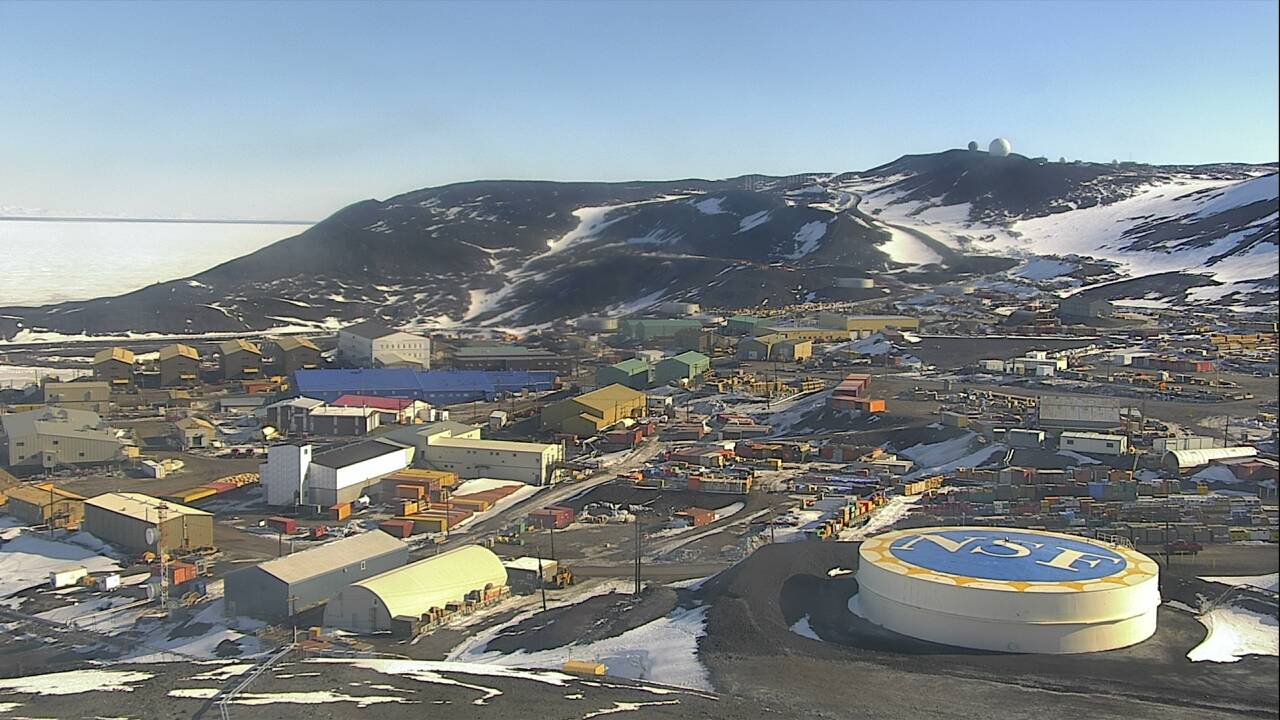 McMurdo Station - Observation Hill Webcam