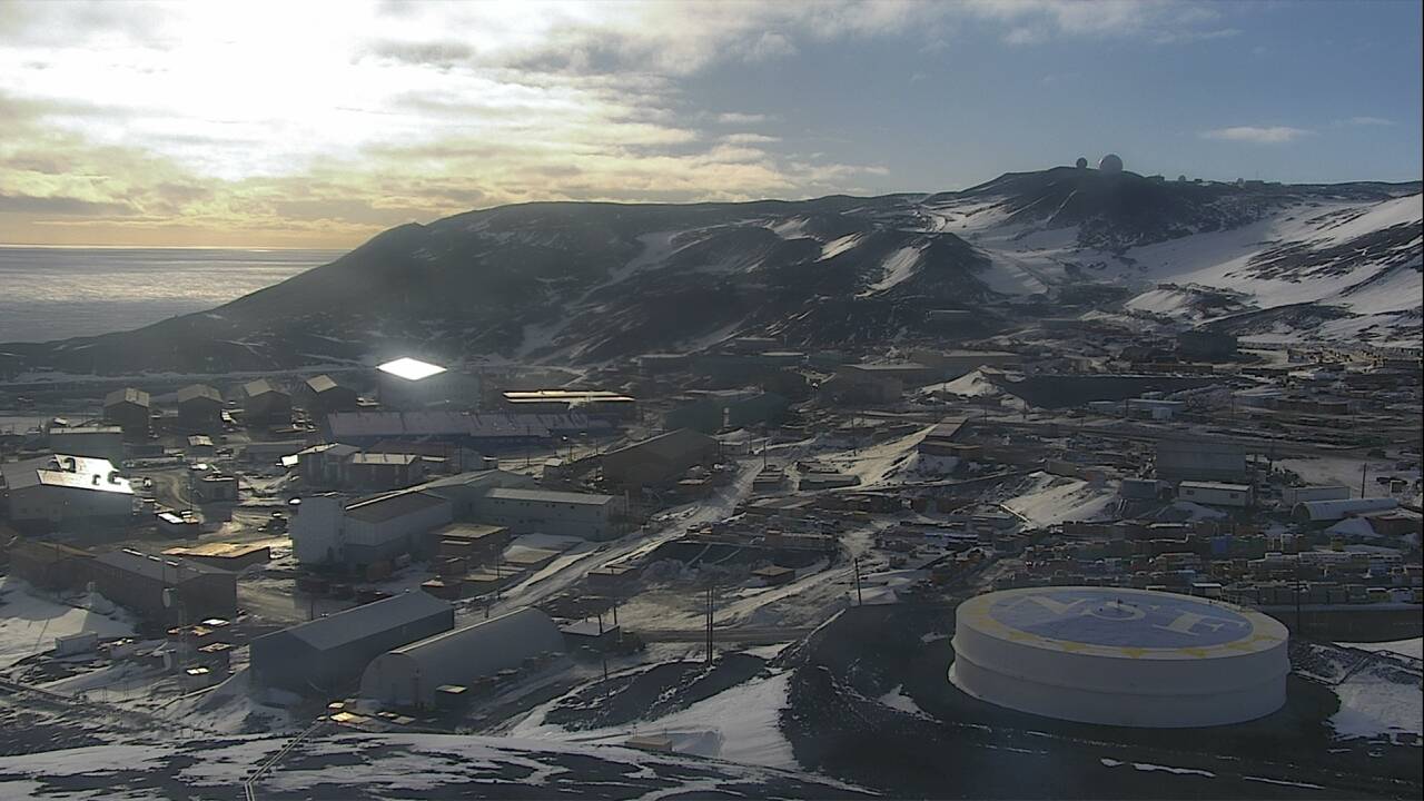 McMurdo Station - Observation Hill Webcam