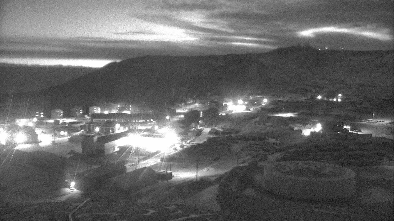 McMurdo Station - Observation Hill Webcam