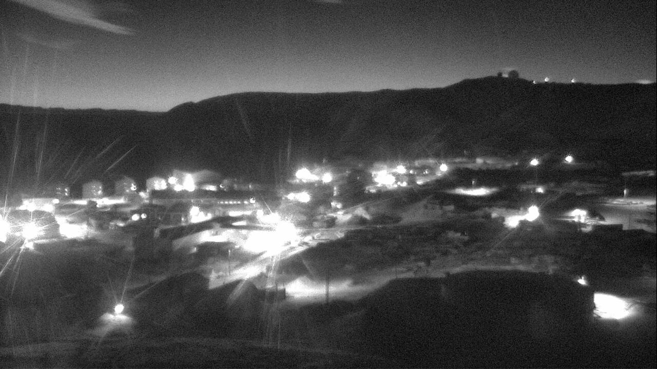 McMurdo Station - Observation Hill Webcam