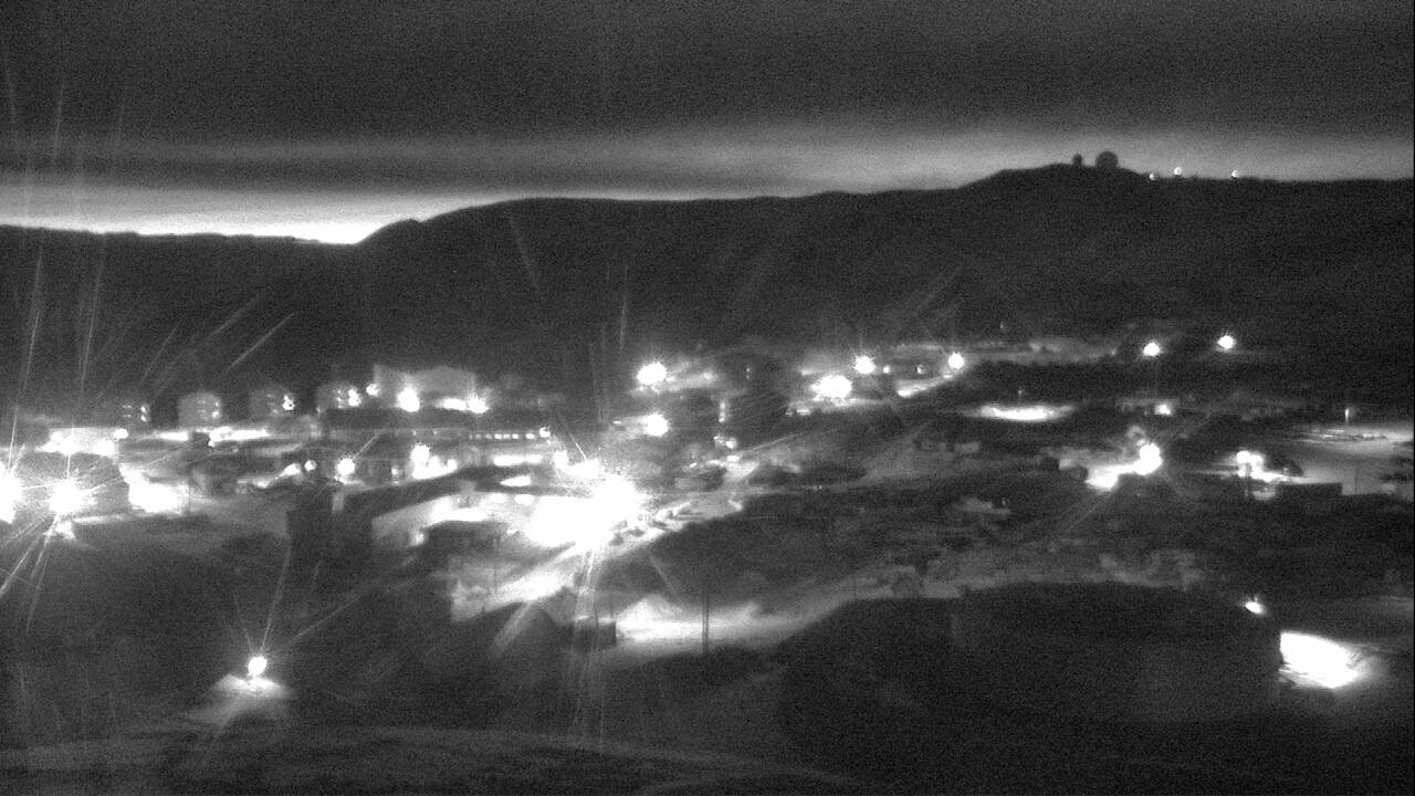 McMurdo Station - Observation Hill Webcam
