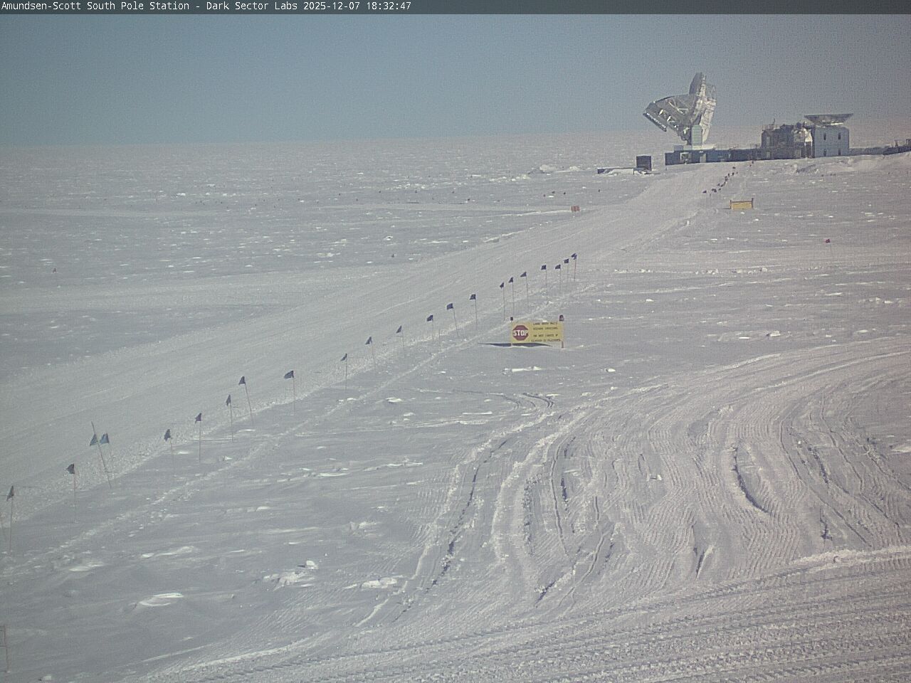 South Pole Station - South Pole Radio Telescopes Webcam