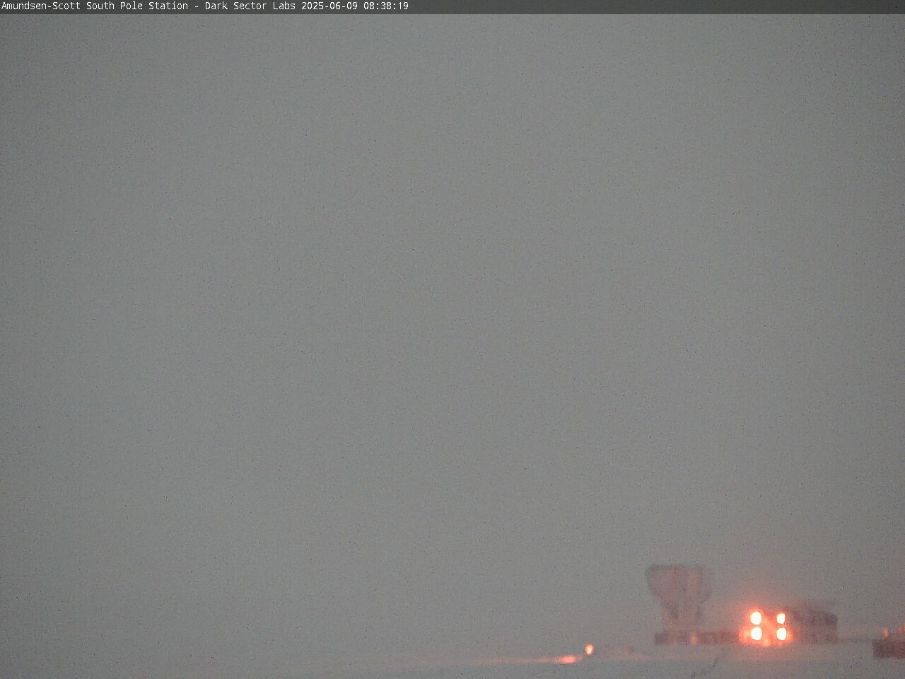 South Pole Station - South Pole Radio Telescopes Webcam