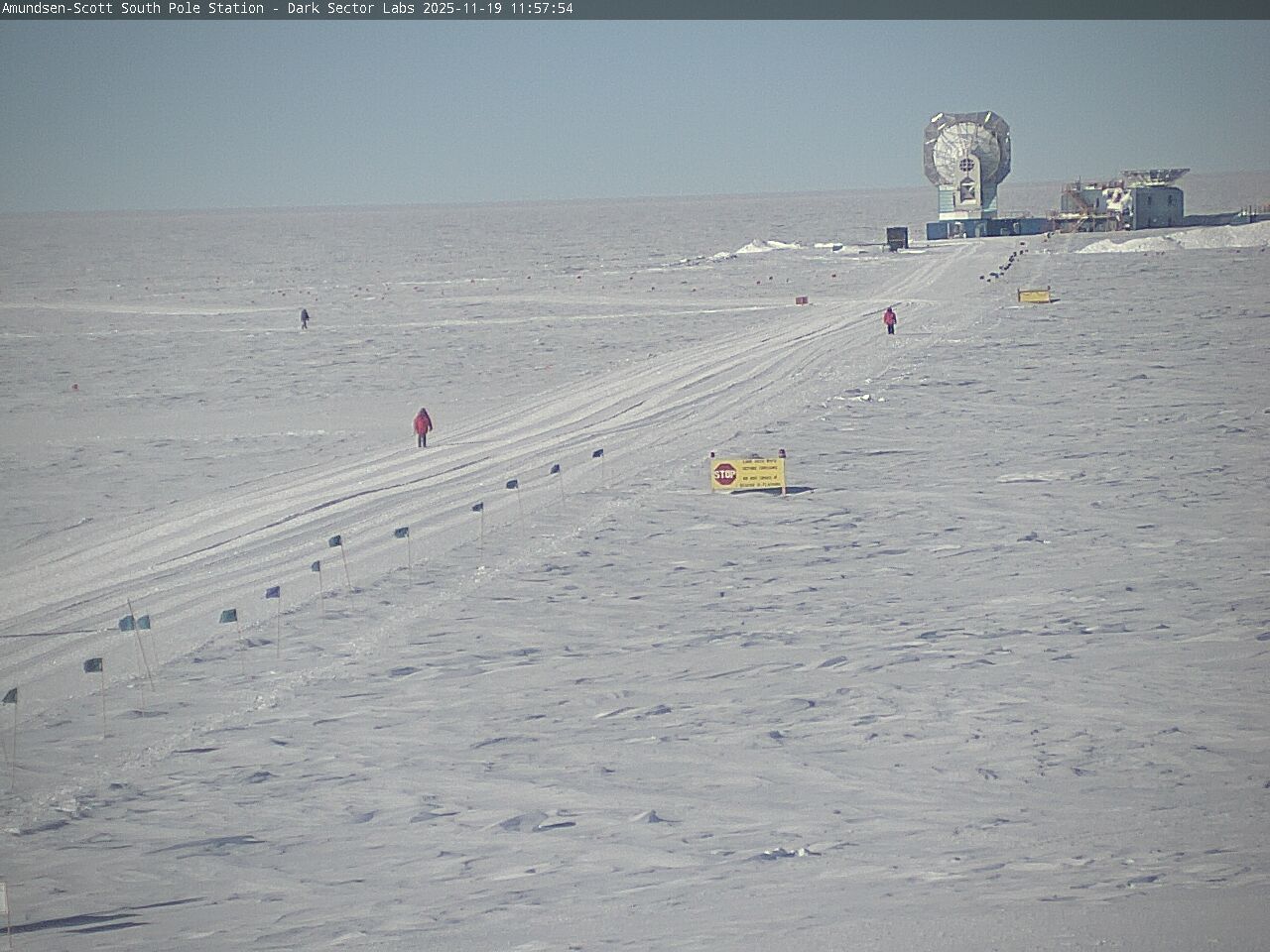 South Pole Station - South Pole Radio Telescopes Webcam