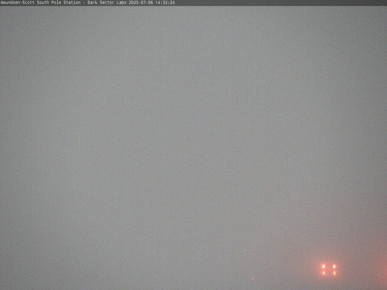South Pole Station - South Pole Radio Telescopes Webcam